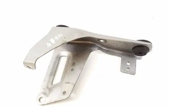 Mercedes-Benz B W246 W242 Air filter cleaner box bracket assembly A6450900041