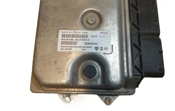 Fiat Ducato Engine control unit/module ECU 52000042 MJD8F3BN HW10W