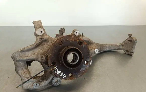 Audi A5 Sportback 8TA Front wheel hub