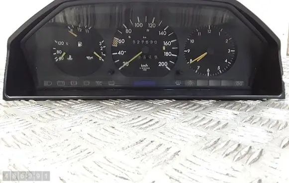 Mercedes-Benz E W124 Speedometer (instrument cluster) 87001180