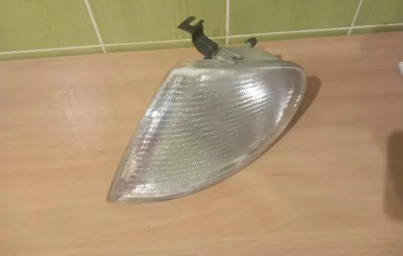Ford Galaxy Front indicator light 014311525L