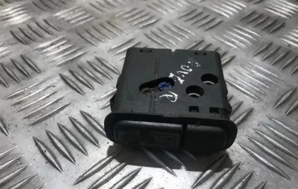 Rover 414 - 416 - 420 Fog light switch st3