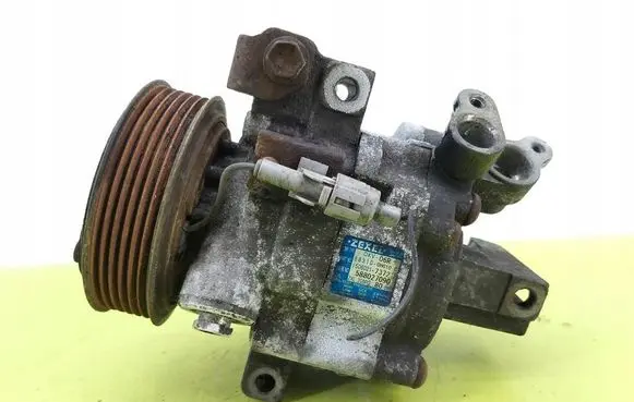 Toyota Aygo AB10 Air conditioning (A/C) compressor (pump) 883100H010C