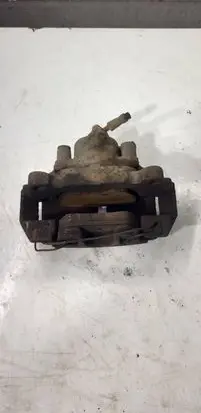 Volkswagen Golf Plus Front brake caliper