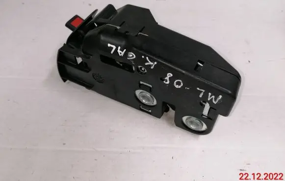 Mercedes-Benz ML W164 Seat back rest lock catch A2039200172