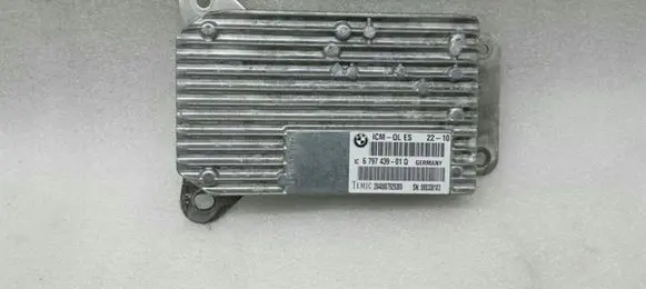 BMW 5 GT F07 Air suspension control unit module (rear) 6797439