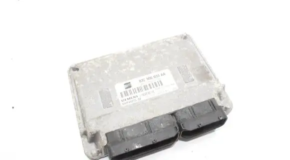 Seat Ibiza V (KJ) Engine control unit/module 03E906033AA 5WP44225
