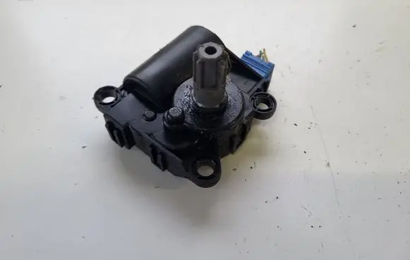 KIA Sportage A/C air flow flap actuator/motor 