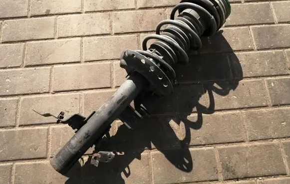 Land Rover Range Rover Evoque L538 Rear shock absorber with coil spring BJ3218080AD