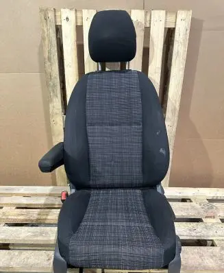 Mercedes-Benz Vito Viano W447 Front driver seat 
