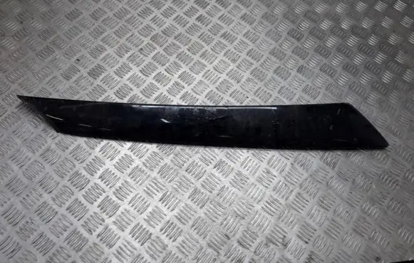 Skoda Fabia Mk2 (5J) Front door glass trim molding 5j6853263a