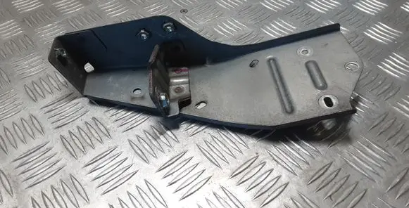 Mitsubishi Outlander Other engine bay part