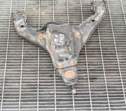Mercedes-Benz Sprinter W906 Front lower control arm/wishbone A9063221109