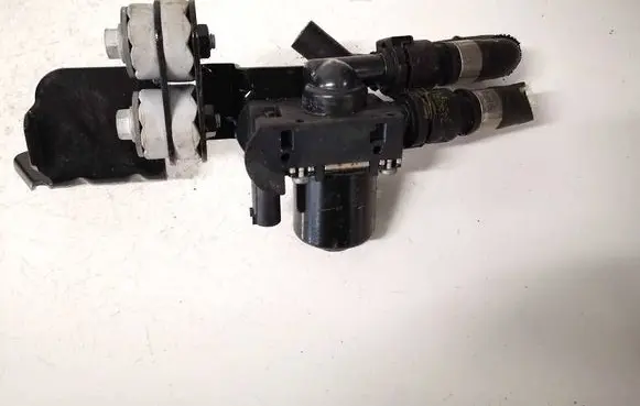 BMW 5 F10 F11 Coolant heater control valve 170130