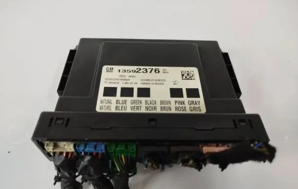 Opel Insignia A Comfort/convenience module 13592376 140404
