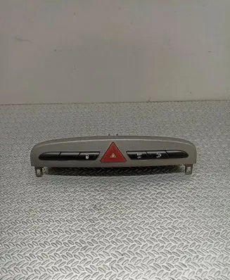Peugeot 308 Hazard light switch 9659417477 03069060
