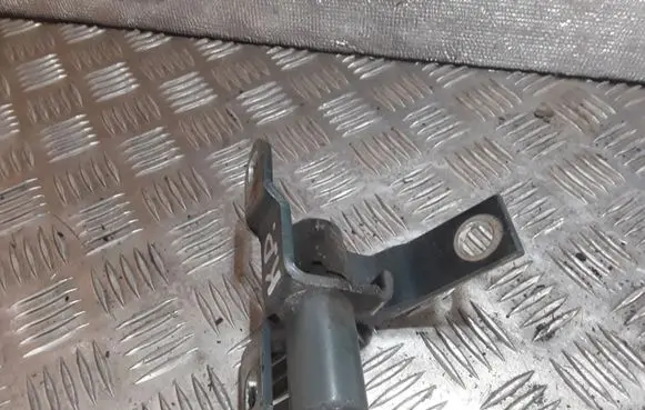 Ford S-MAX Front door upper hinge AC46575