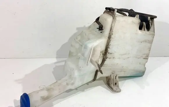 KIA Ceed Windshield washer fluid reservoir/tank 98610A2000