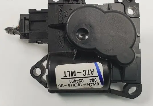 Jaguar S-Type A/C air flow flap actuator/motor XW4H-19E616-BC