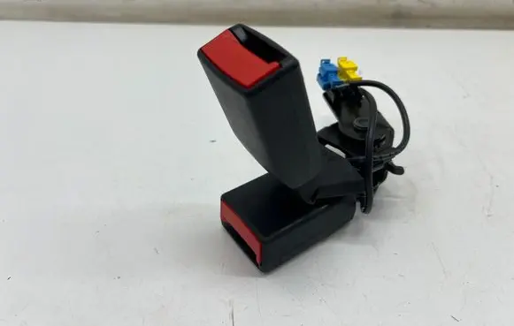 Mercedes-Benz GLA W156 X156 Rear seatbelt buckle A1768600469