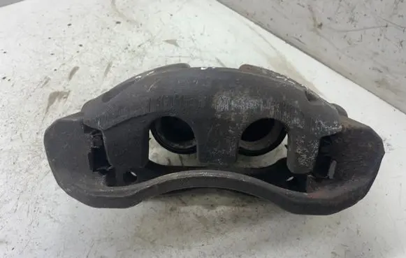 Volkswagen Amarok Front brake caliper 2H0615106