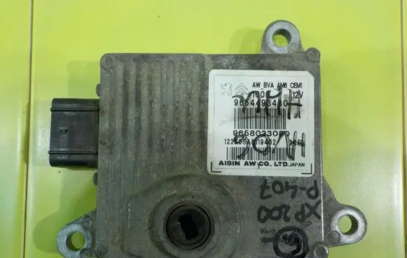 Peugeot 407 Torque split ecu control unit/module 9654493480