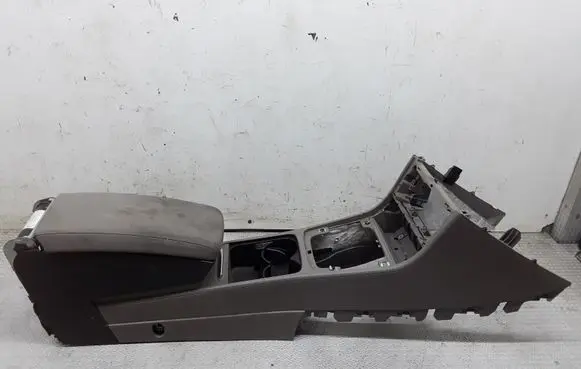 Volkswagen PASSAT B6 Center console 3C0864207TST