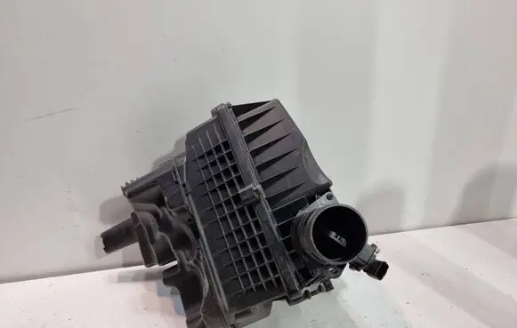 Peugeot Expert Air filter box 9676423480