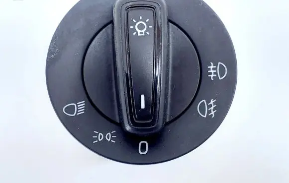 Skoda Octavia Mk3 (5E) Light switch 5E0941431F