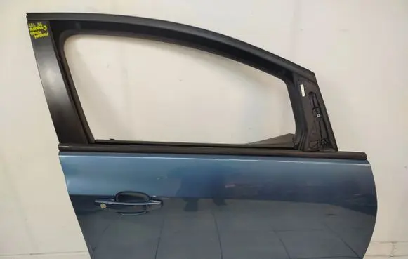 Opel Astra J Front door 12L34