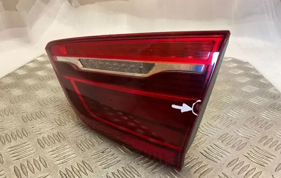 BMW X6 F16 Tailgate rear/tail lights 7438826