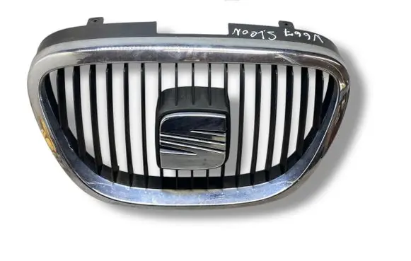 Seat Leon (1P) Front grill ST0701101