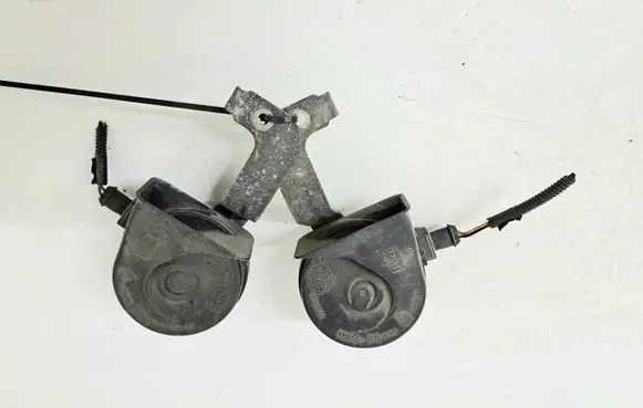 Volvo V50 Horn signal