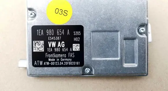 Windshield/windscreen camera