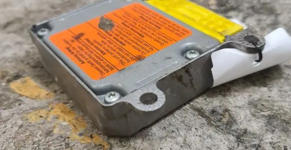 Volkswagen PASSAT B5 Airbag control unit/module