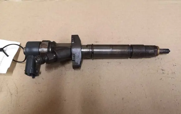 Renault Laguna II Fuel injector 0445110084