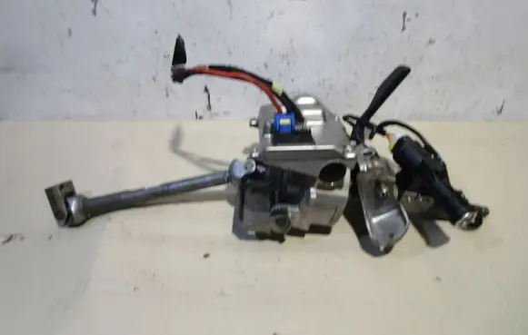 Fiat Panda III Electric power steering pump 735660306