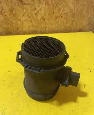 Mercedes-Benz E W211 Mass air flow meter 0280218077 7501554