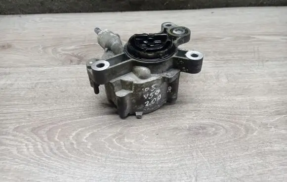 Volvo V50 Vacuum pump D1651A