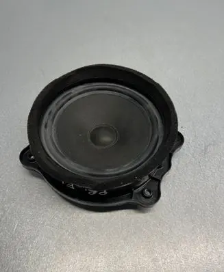 BMW 3 E46 Front door speaker ---