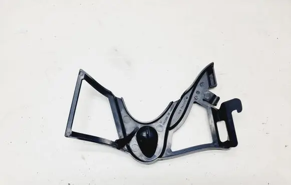 BMW 7 E65 E66 Fender mounting bracket 51117142323 7142323