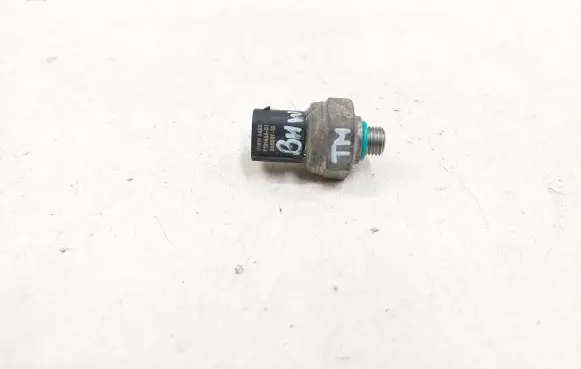 BMW 3 F30 F35 F31 Air conditioning (A/C) pressure sensor 6453918146401 24055910 9181464