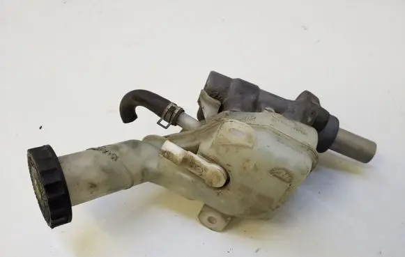 Peugeot 4007 Master brake cylinder 220536