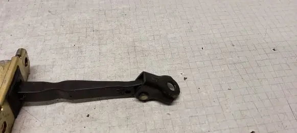 Hyundai Sonata Front door check strap stopper 0411508
