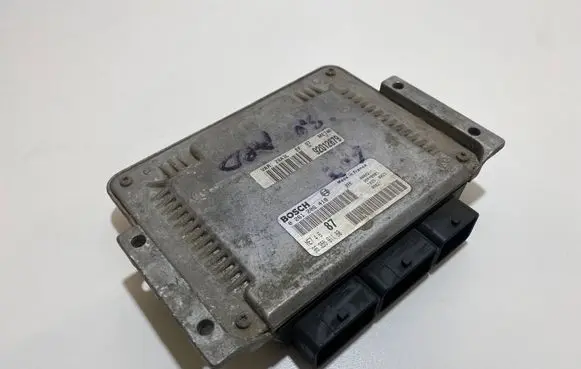 Peugeot 607 Engine control unit/module 9635591180 0261206418
