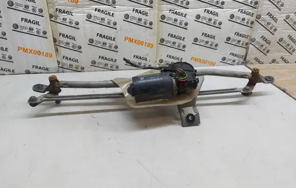 Volkswagen Caddy Wiper motor 93903323760 964669 1L0955119