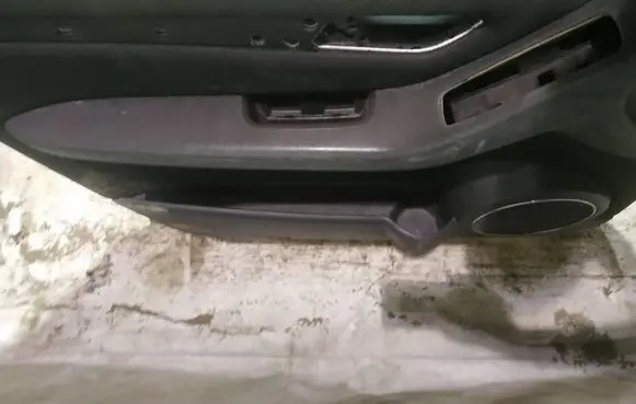 Mercedes-Benz A W169 Front door card panel trim
