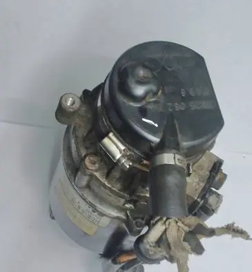 Mini One - Cooper R50 - 53 Power steering pump 7625477110B 7625974134 6769757