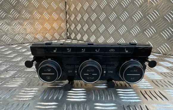 Volkswagen Golf VII Climate control unit 5G0907044AA 5HB01118198 1401870267