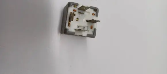 Volkswagen Golf IV Other relay 443951253K 370